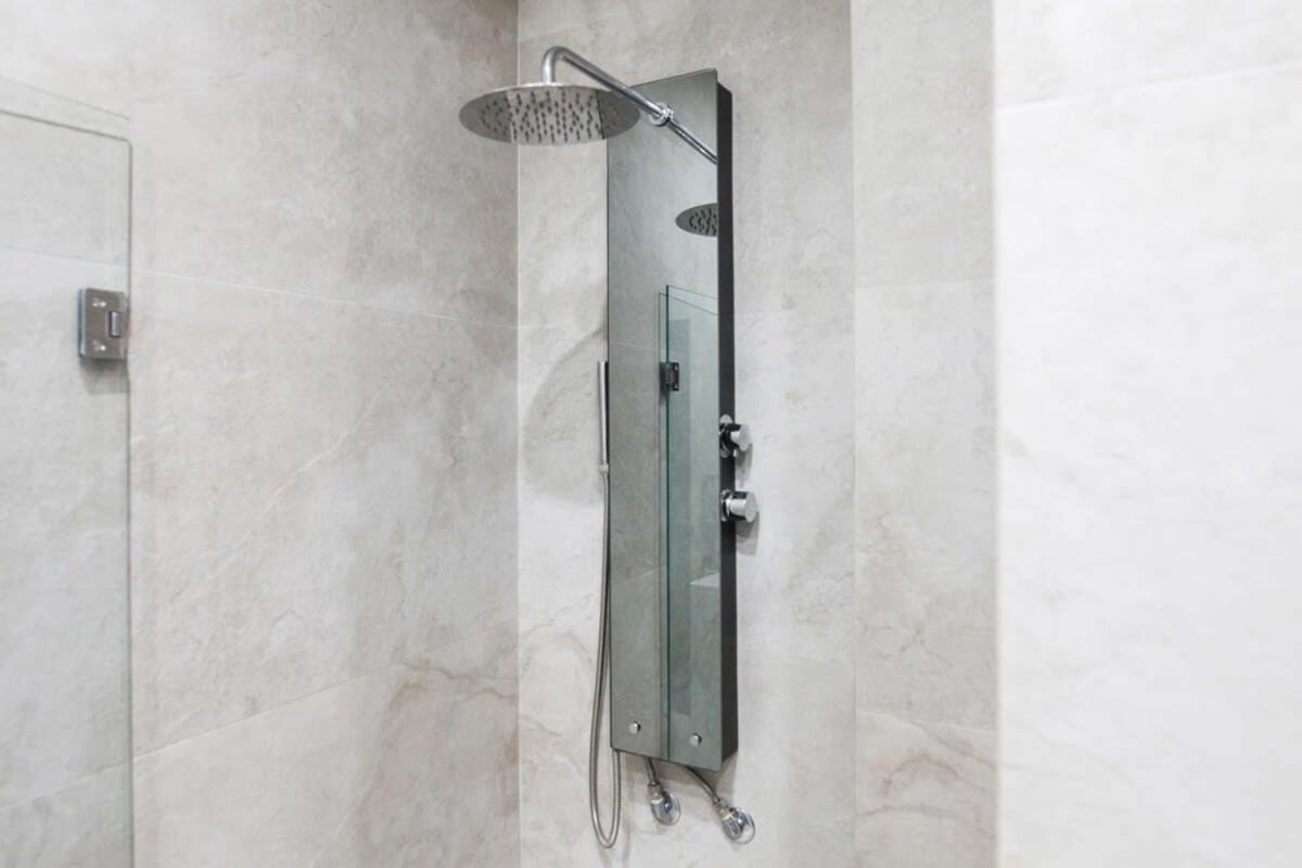 אתונה Beautiful Elegant Apartment Next To Monastiraki מראה חיצוני תמונה