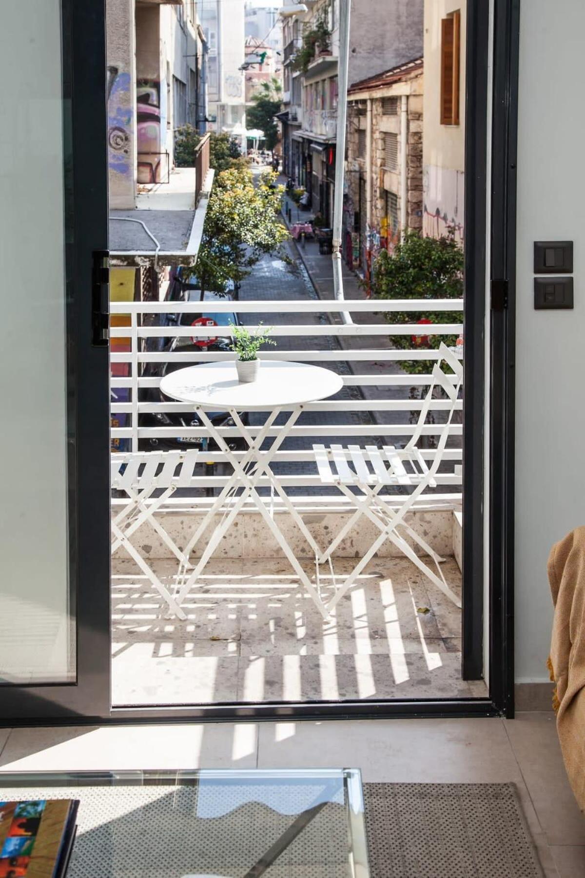 אתונה Beautiful Elegant Apartment Next To Monastiraki מראה חיצוני תמונה
